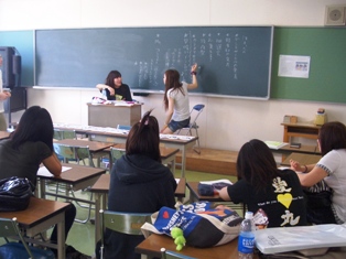 仁短祭実行員会の様子写真