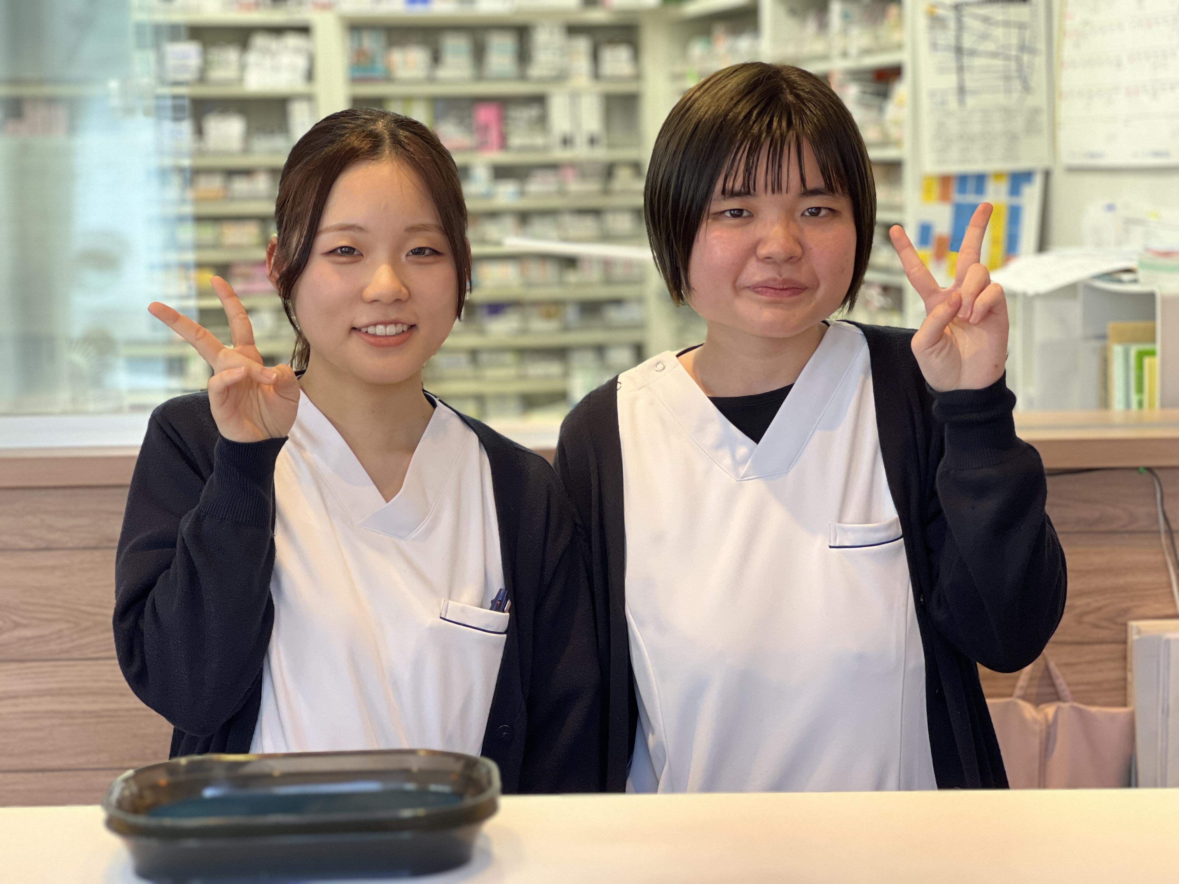 卒業した現在でも、仁短の先生やご友人との関わりはありますか？