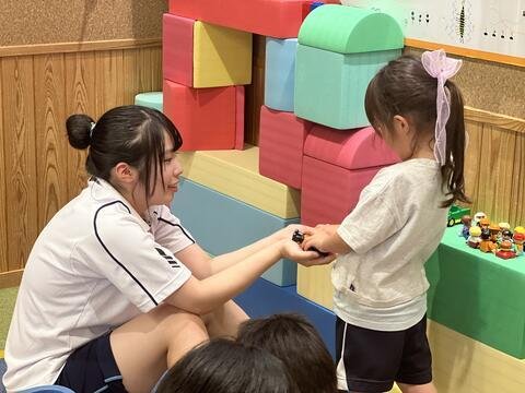 仁愛女子高校3年生『ふれあい体験』を実施しました！