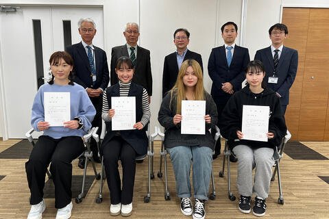 学生会役員承認式を行いました