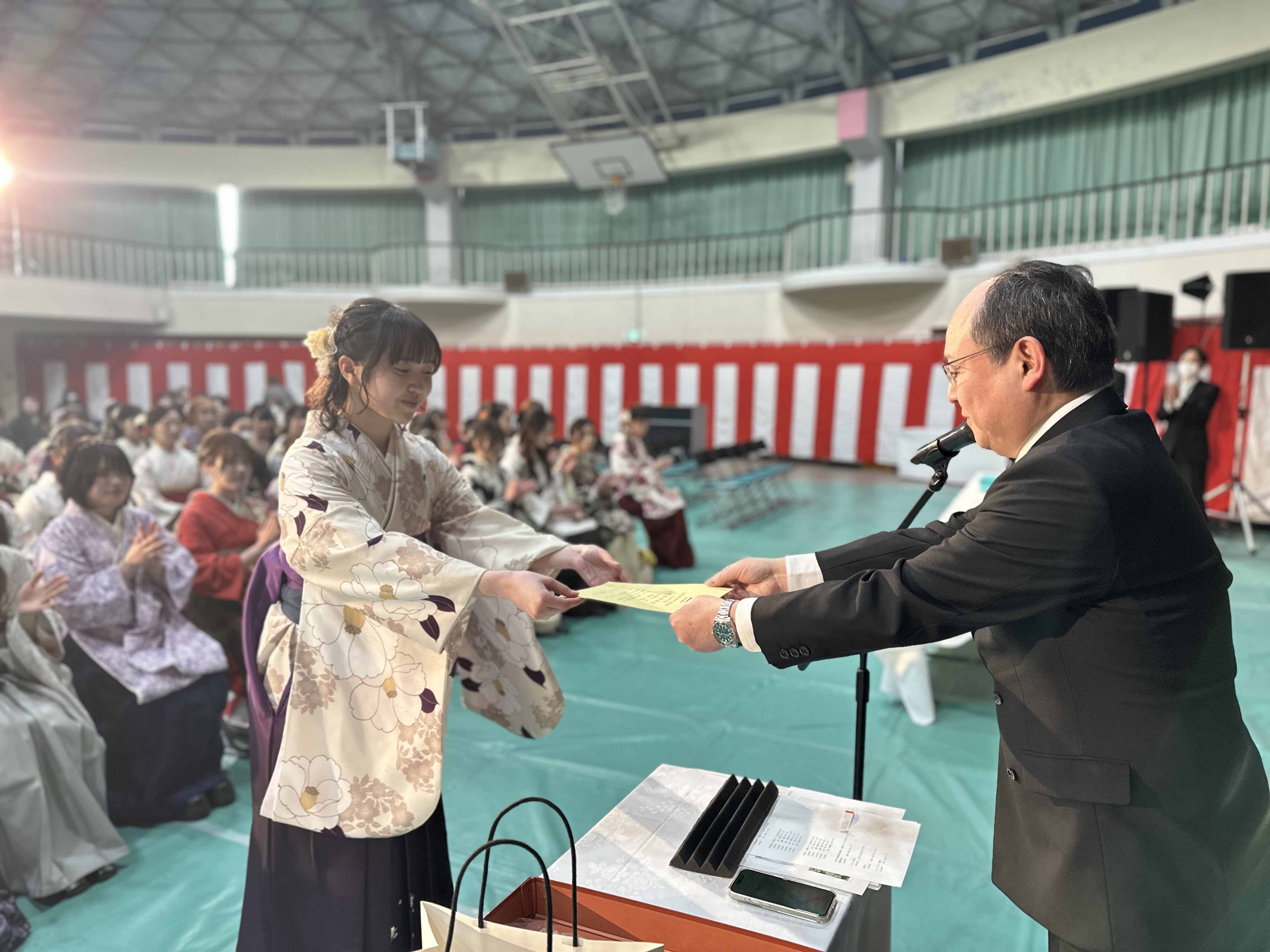 卒業式_生活情報デザインの場合