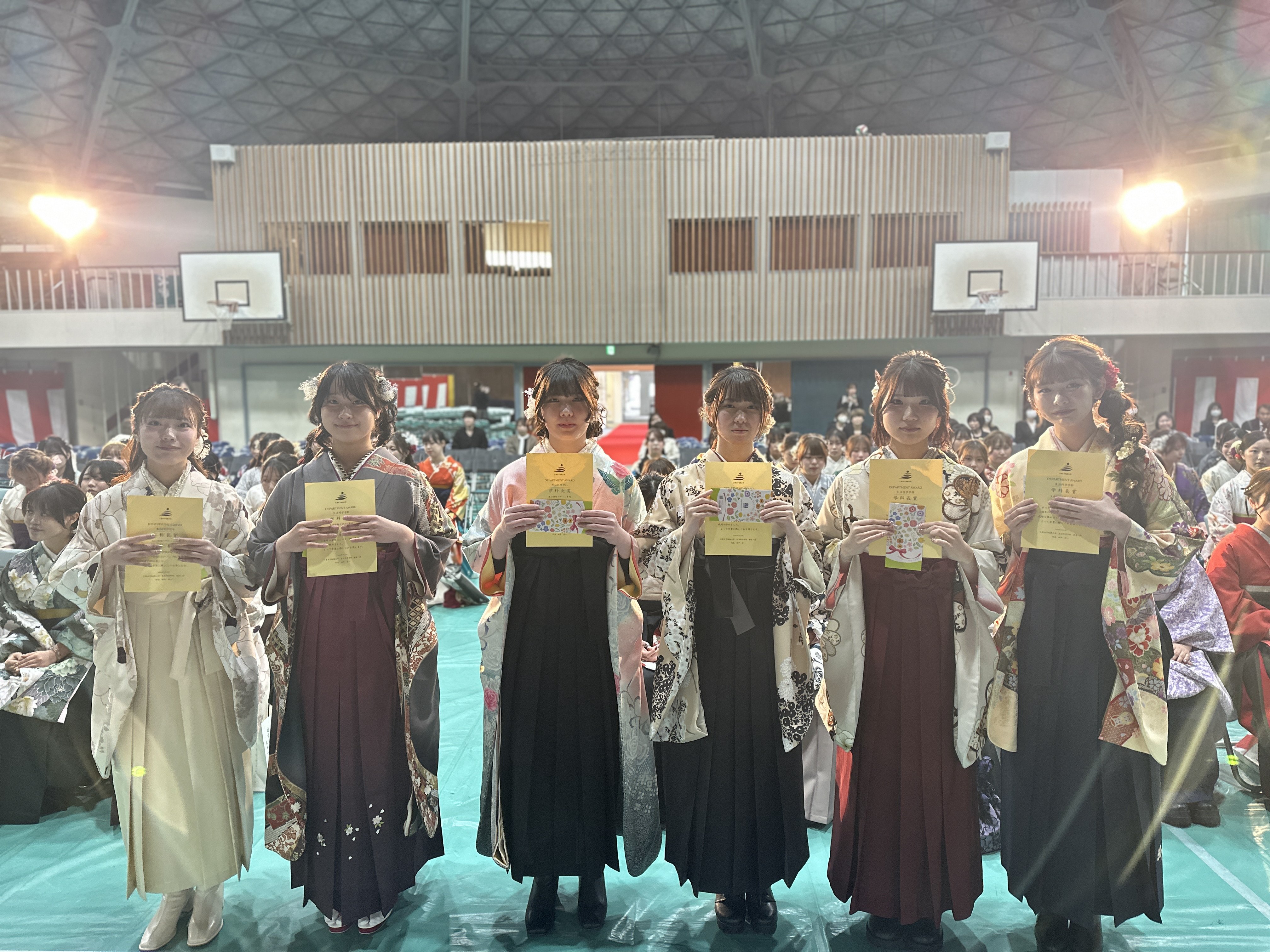 卒業式_生活情報デザインの場合