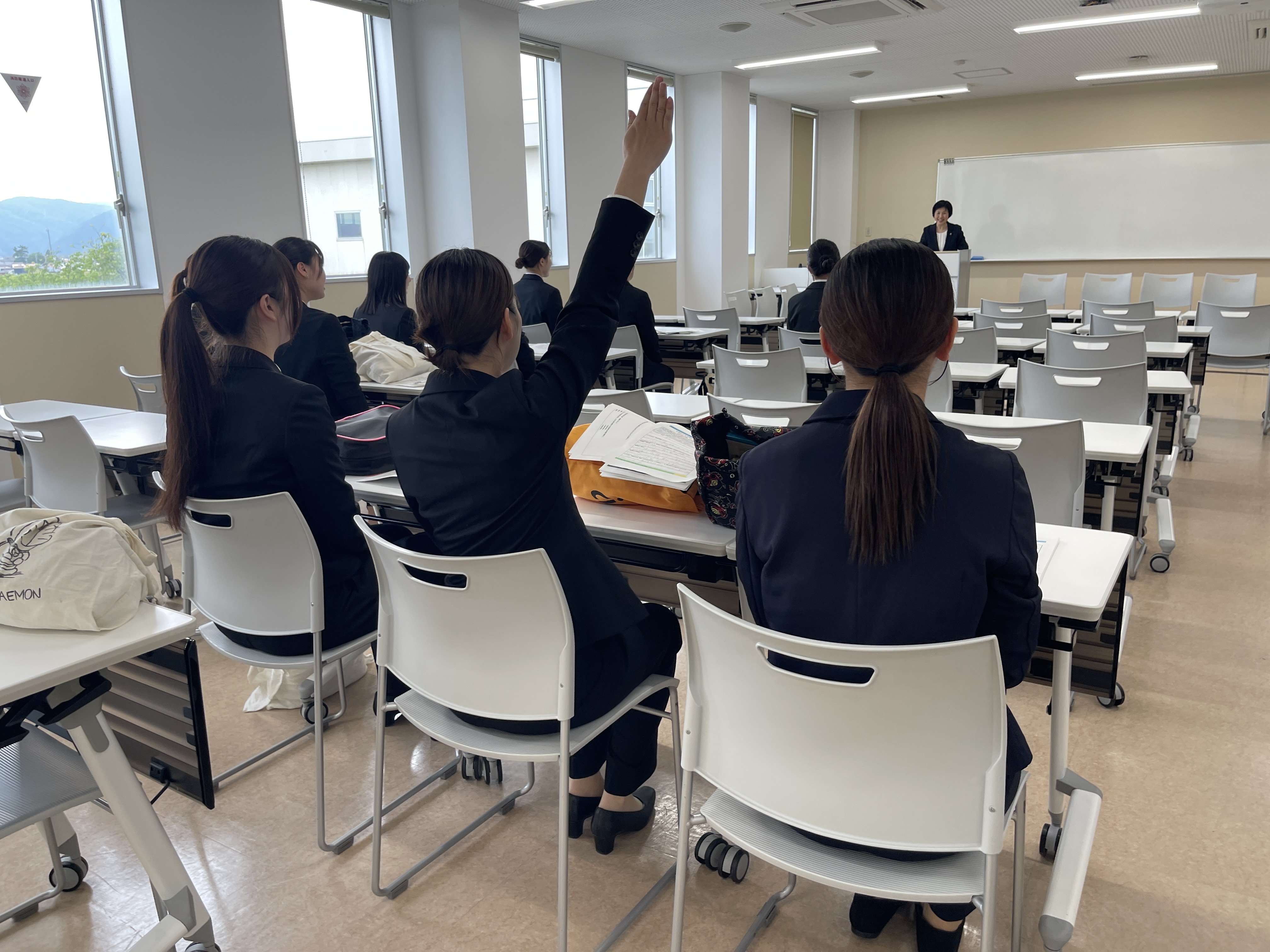 「就職試験対策講座」を開催しました！