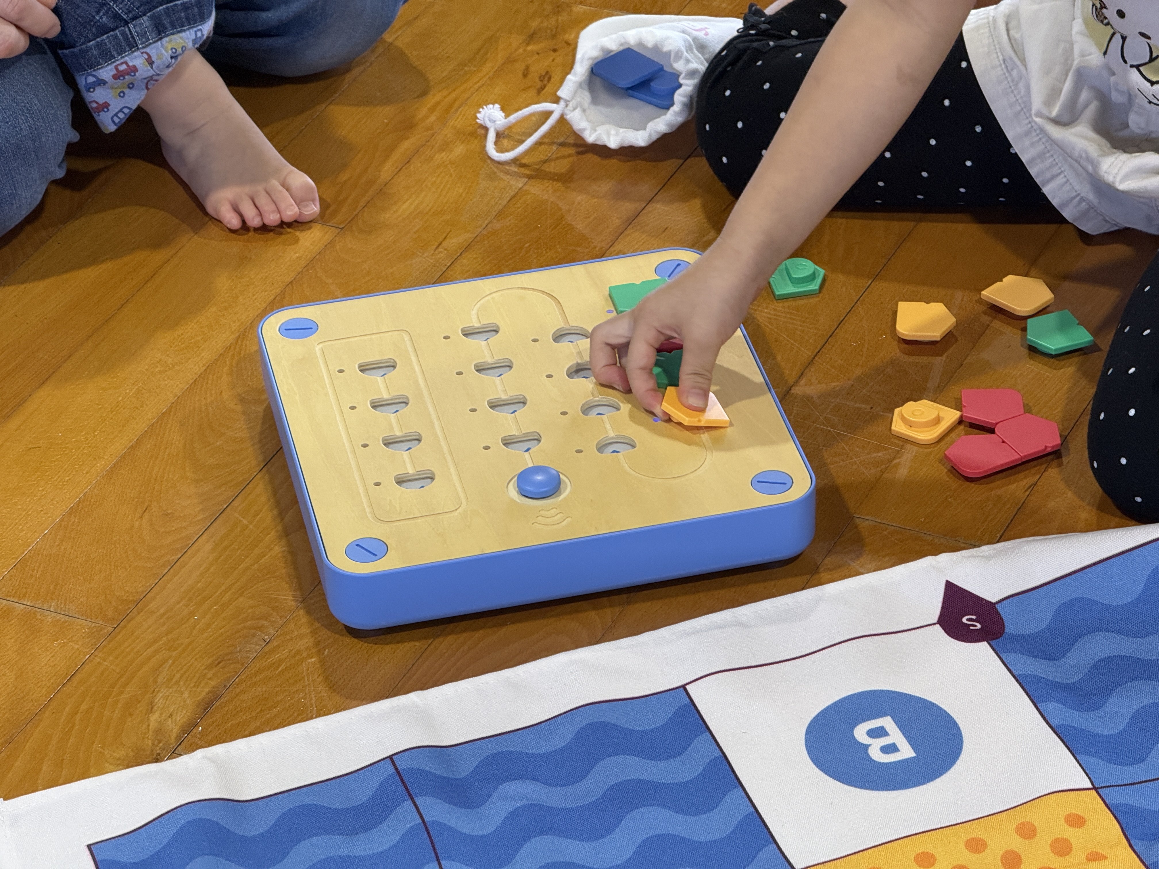 【公開講座レポート】木製ロボットとプログラミングで遊ぼう！