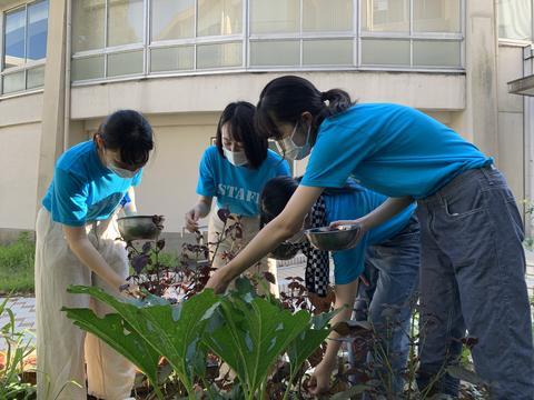 開会式の傍で...(*´∀｀)《生活デザイン専攻の場合》