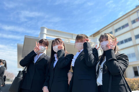 令和４年度　入学式