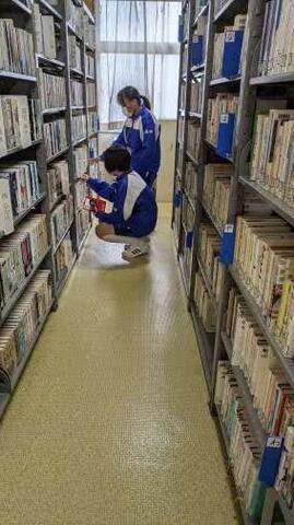 本の返却.jpg